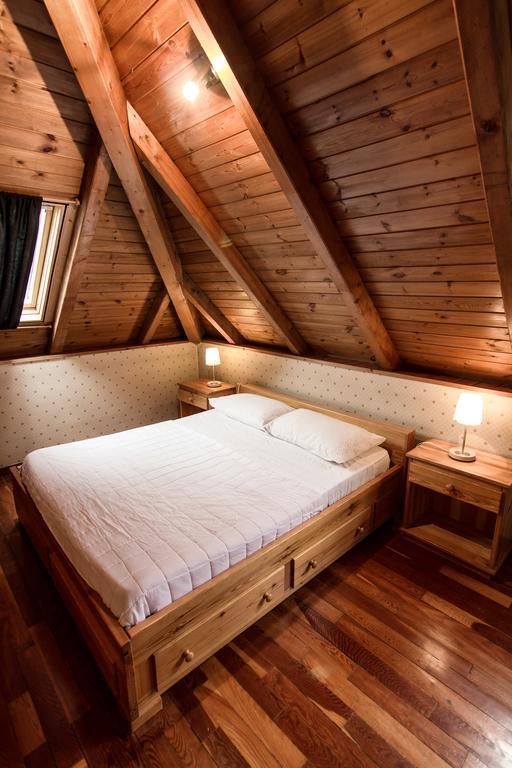 App Carolina Apartment Creazzo Стая снимка